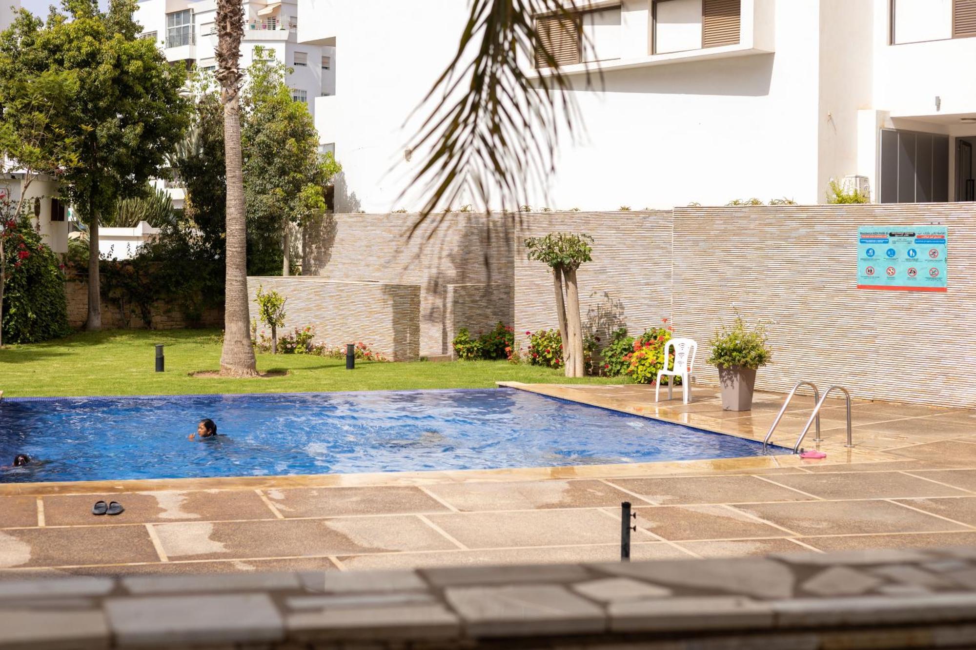 Central Panoramic View In Agadir Bay, Big Terrace, Pools, Wifi, Parking Apartamento Exterior foto