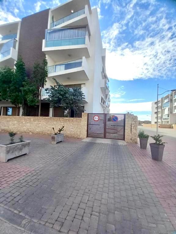 Central Panoramic View In Agadir Bay, Big Terrace, Pools, Wifi, Parking Apartamento Exterior foto