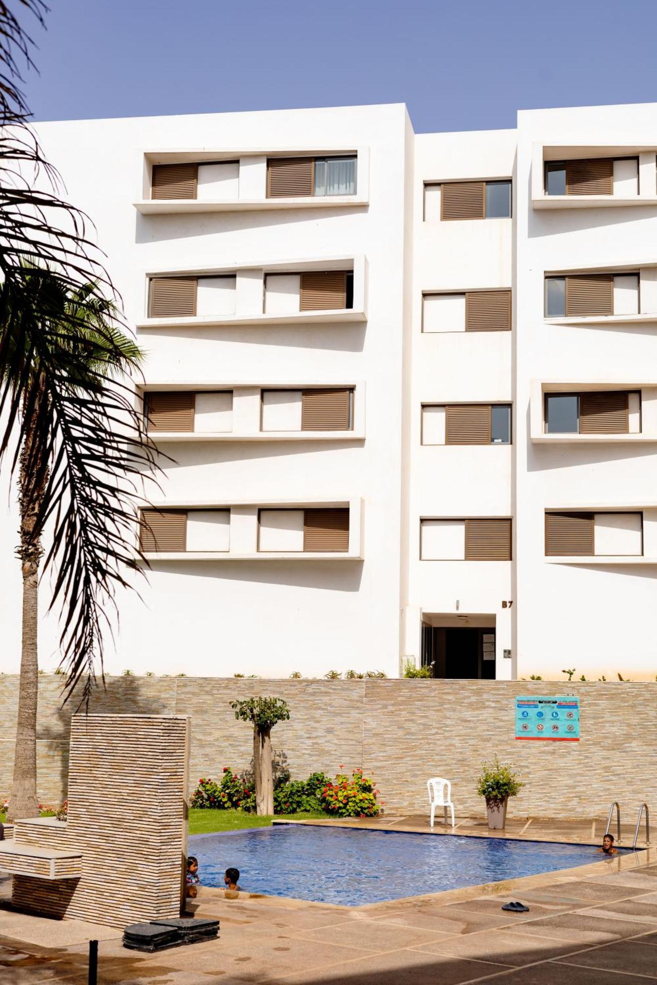 Central Panoramic View In Agadir Bay, Big Terrace, Pools, Wifi, Parking Apartamento Exterior foto